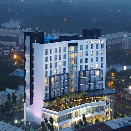 Brits Hotel Karawang Dış mekan fotoğraf