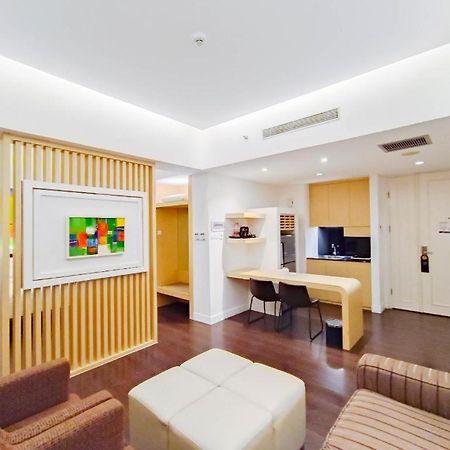 Brits Hotel Karawang Dış mekan fotoğraf